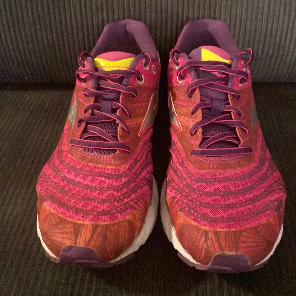 Mizuno Women's Wave Sayonara Lightweight Lace-up Running Shoe sz11